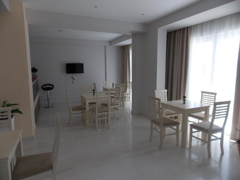 Hotel Vila Kalcuni Sarandë Exterior foto