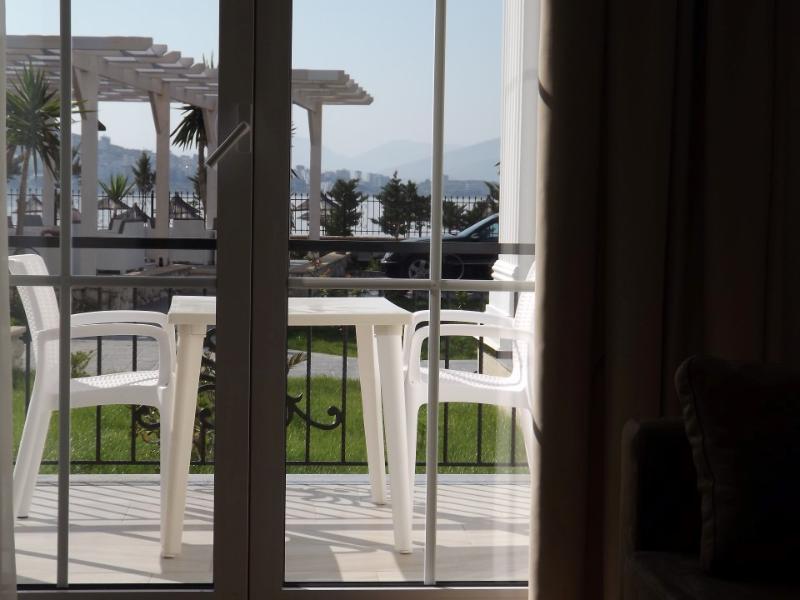 Hotel Vila Kalcuni Sarandë Exterior foto